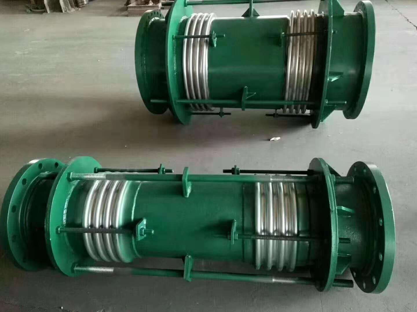 2  JDH型大拉桿橫向波紋補(bǔ)償器.jpg